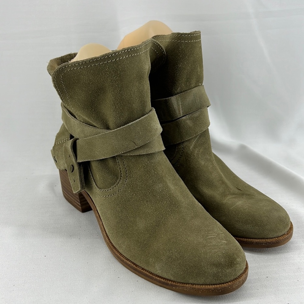UGG Elora Nubuck Ankle Boots